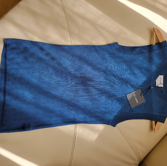 NWT ST. JOHN Steel Blue Sleeveless Knit Sweater sz. Medium - Picture 6 of 6